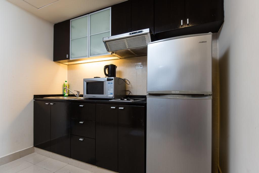 New Town Resort Suites At Pyramid Tower Subang Jaya Exteriör bild