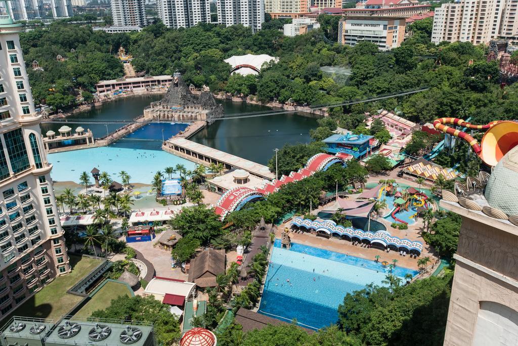 New Town Resort Suites At Pyramid Tower Subang Jaya Exteriör bild